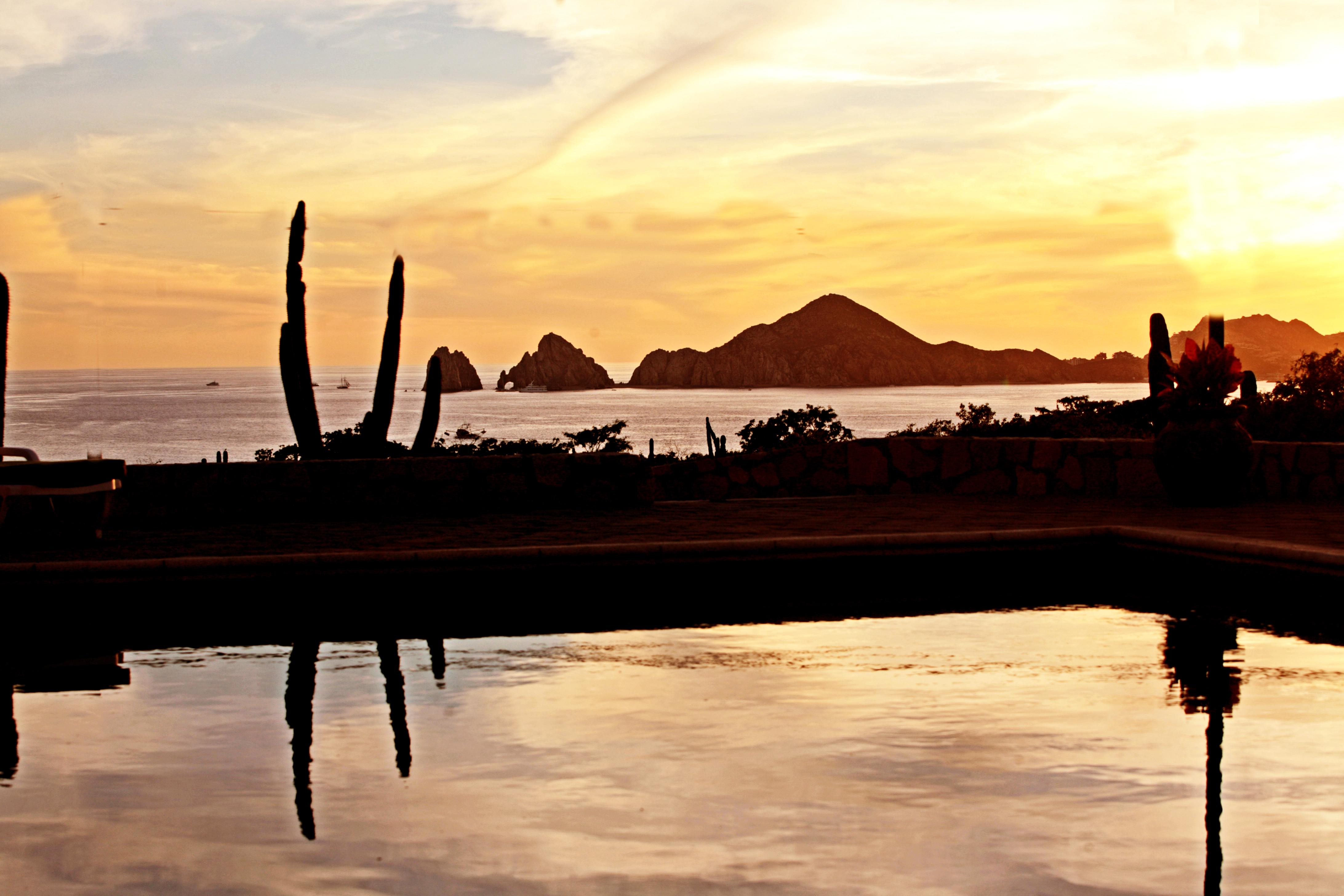 Sunrock Hotel & Suites Cabo San Lucas Ngoại thất bức ảnh